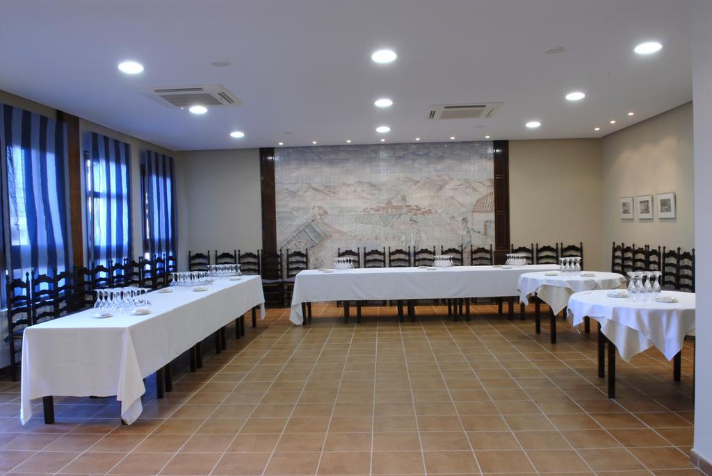 Hotel Каріньєна Екстер'єр фото